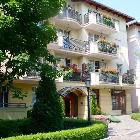 Patio Mare Amber Apartment โซพอต ภายนอก รูปภาพ